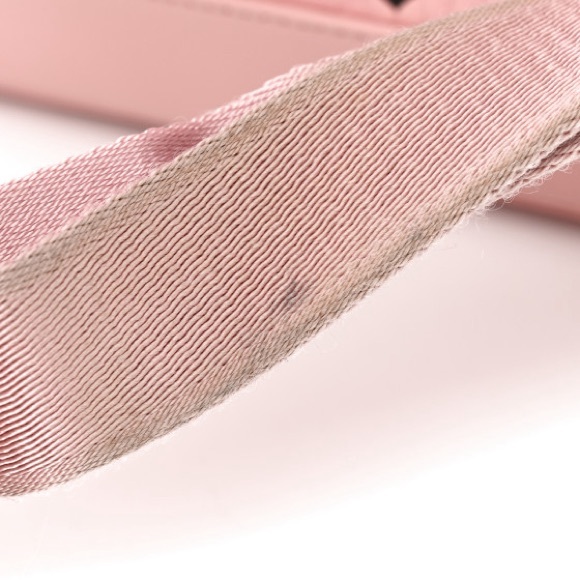 MCM PINK Travel Set - Picture 15 of 16